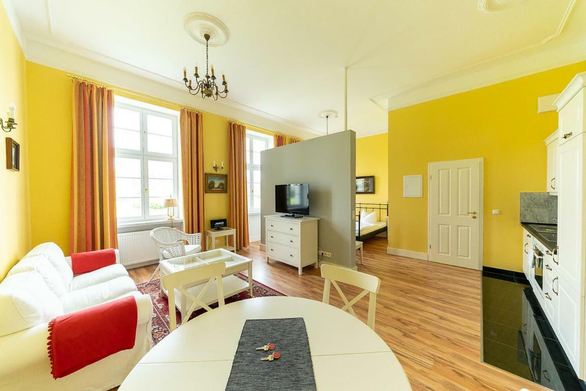 Gutshaus Gross Helle Apartment Moelln Exterior photo